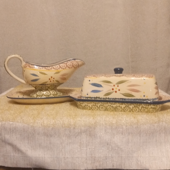 4 Piece Set w/ Butter Dish & Gravy Boat and Tray